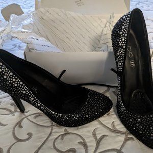 Size 8.5 sparkling shoes